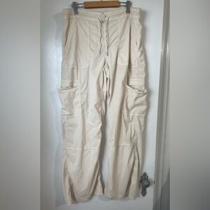 American Eagle Baggy Wide Leg Cargo Style Pants 14